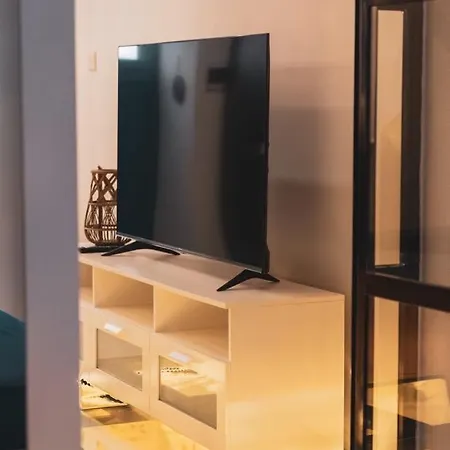 Normalt- Luxurious * Il-Furjana