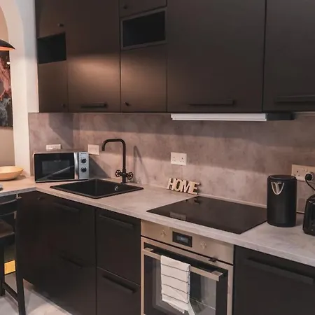 Normalt- Luxurious * Il-Furjana